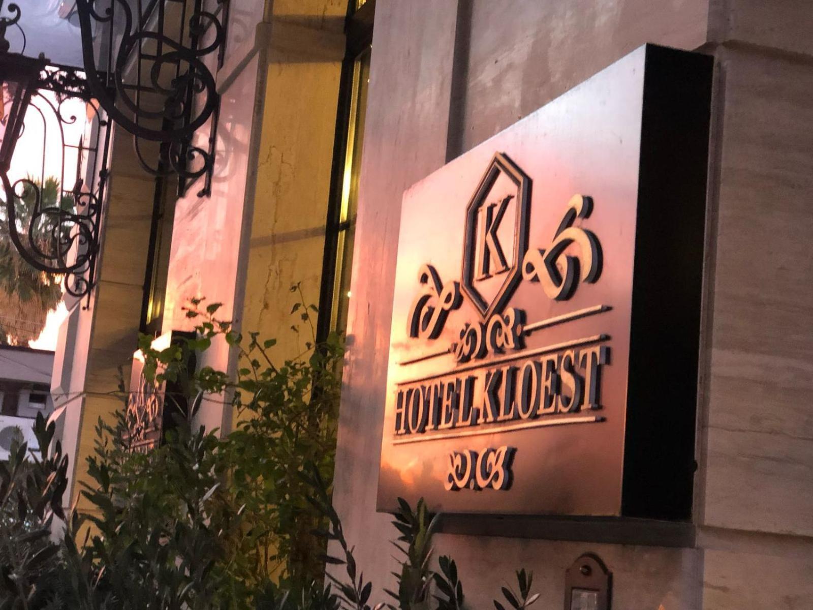 Hotel Kloest Durrës Exteriör bild